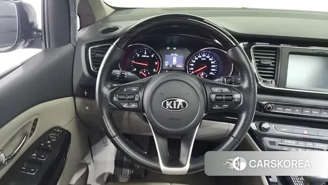Kia The New Carnival 2018 Серый из Кореи, фото 4