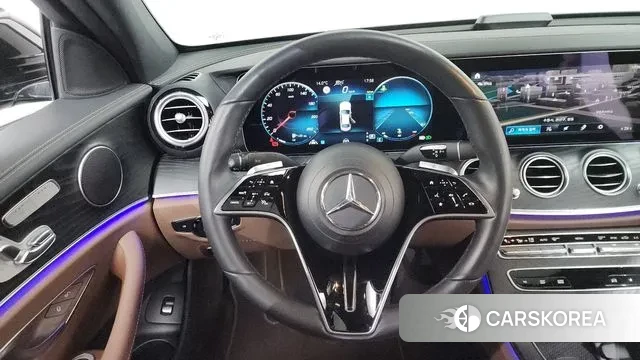 Mercedes-Benz E-Class W213 2022 Черный из Кореи, фото 4