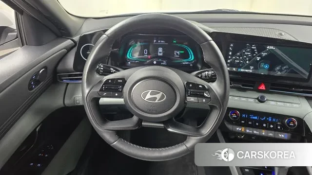 Hyundai The New Avante Hybrid (CN7) 2024 Белый из Кореи, фото 4