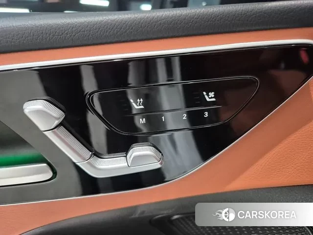 Mercedes-Benz C-Class W206 2025 Белый из Кореи, фото 4