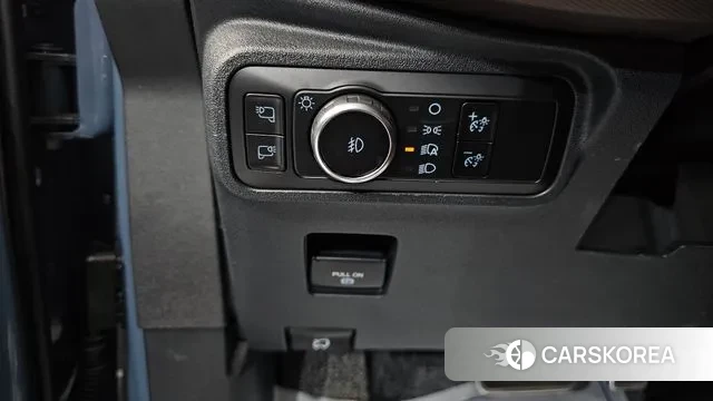 Ford Bronco 6th Generation 2023 Небесно-голубой из Кореи, фото 4