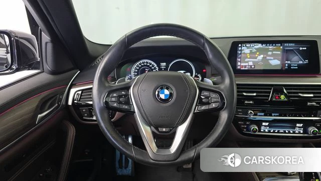BMW 5 Series (G30) 2018 Черный из Кореи, фото 4