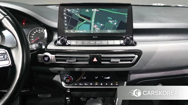 Kia Seltos 2022 Белый из Кореи, фото 4