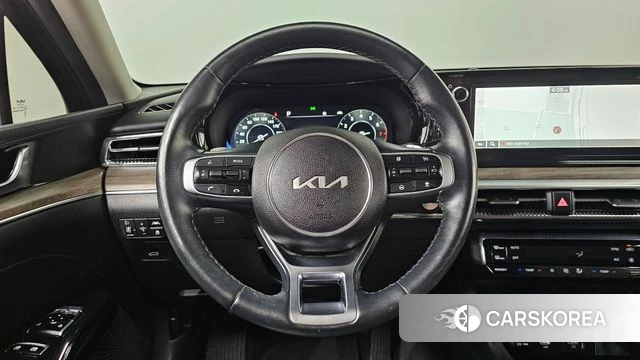 Kia K5 3rd generation 2023 Белый из Кореи, фото 4
