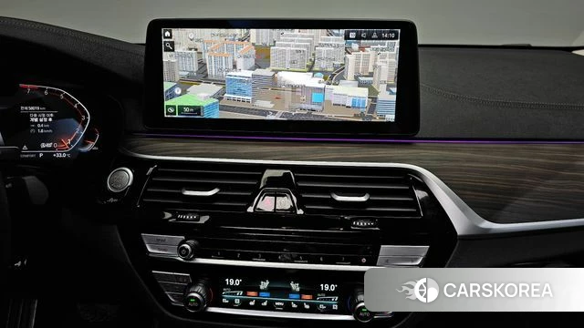 BMW 6 Series GT (G32) 2023 Черный из Кореи, фото 4