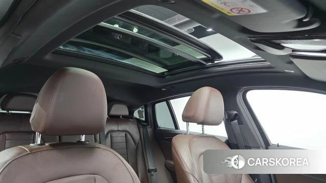 BMW X4 (G02) 2024 Серебристо-серый из Кореи, фото 4