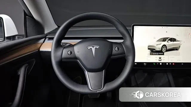 Tesla Model Y 2023 Белый из Кореи, фото 4
