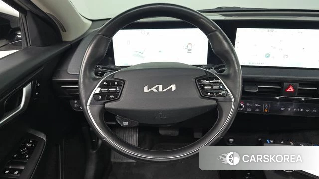 Kia EV6 2021 Жемчужный цвет из Кореи, фото 4