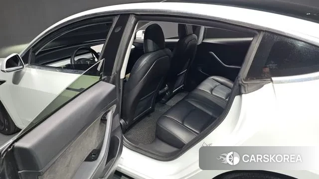 Tesla Model 3 2020 Белый из Кореи, фото 4