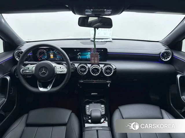Mercedes-Benz Class A 2022 Белый из Китая, фото 4