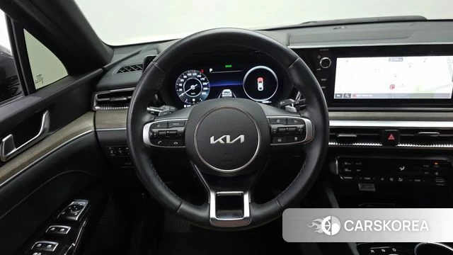 Kia K5 3rd generation 2023 Серый из Кореи, фото 4