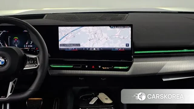 BMW 5 Series (G60) 2024 Синий из Кореи, фото 4