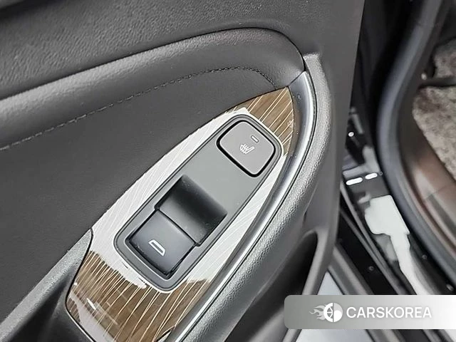 Chevrolet (GM Daewoo) The New Malibu 2020 Черный из Кореи, фото 4