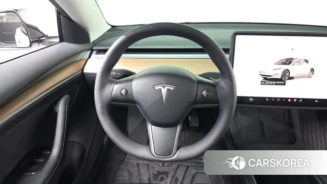 Tesla Model 3 2022 Белый из Кореи, фото 4