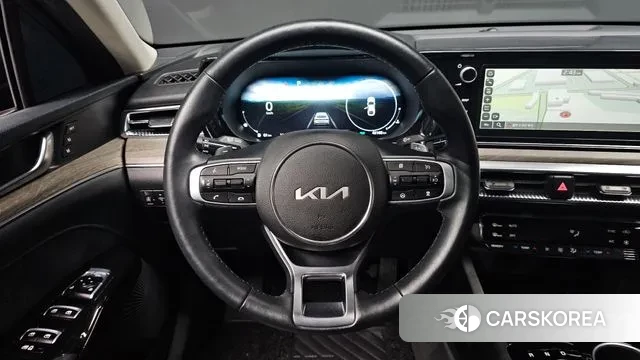 Kia K5 3rd generation 2023 Серый из Кореи, фото 4