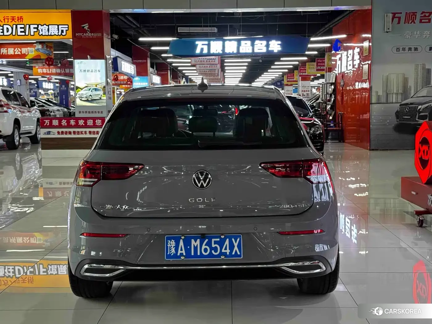 Volkswagen Golf 2024 Silver/gray из Китая, фото 4