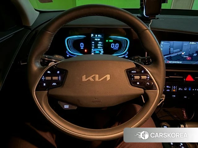 Kia Di Ol Nu Niro 2022 Темно-зеленый из Кореи, фото 4
