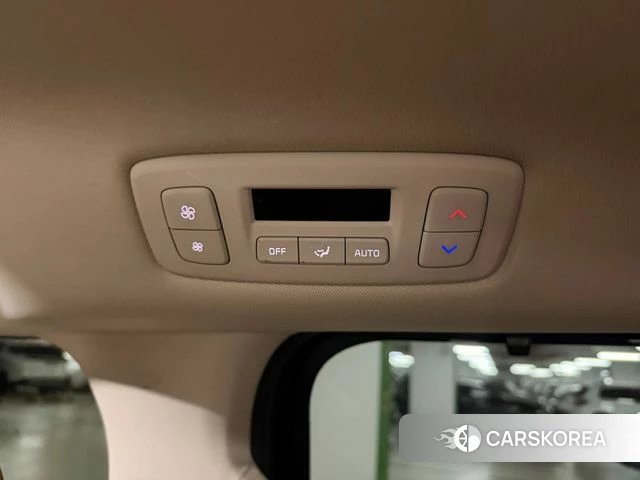 Kia Carnival 4th generation 2023 Черный из Кореи, фото 4