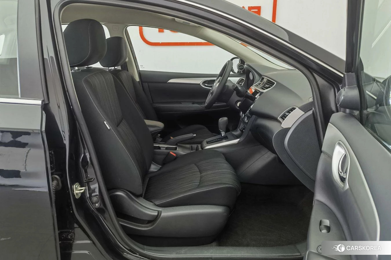 Nissan Xuan Yi 2021 Черный из Китая, фото 4