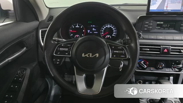 Kia Seltos 2021 Белый из Кореи, фото 4