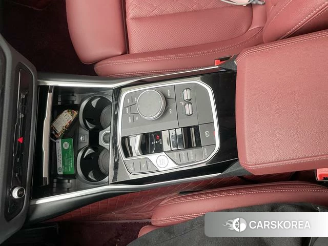 BMW 3 series 2023 Белый из Китая, фото 4