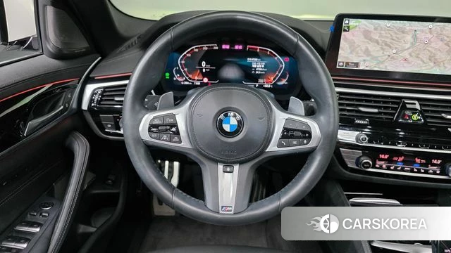 BMW 5 Series (G30) 2021 Белый из Кореи, фото 4