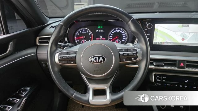 Kia K5 3rd generation 2021 Черный из Кореи, фото 4