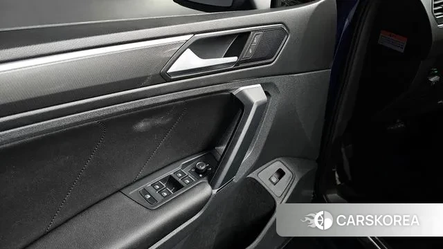 Volkswagen Tiguan second Generation 2018 Синий из Кореи, фото 4