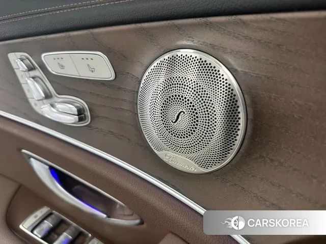 Mercedes-Benz E-Class W213 2021 Белый из Кореи, фото 4