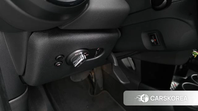 Mini Cooper 2024 Серебристо-серый из Кореи, фото 4