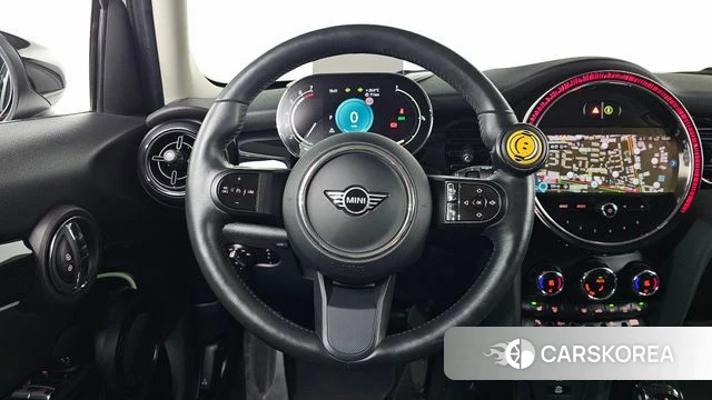 Mini Cooper 2023 Белый из Кореи, фото 4