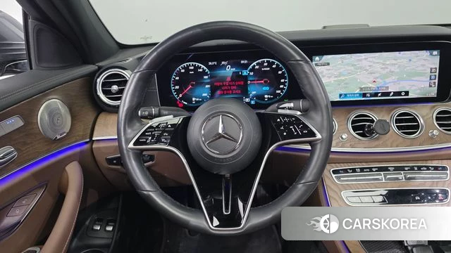 Mercedes-Benz E-Class W213 2021 Серый из Кореи, фото 4