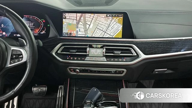 BMW X7 (G07) 2021 Черный из Кореи, фото 4