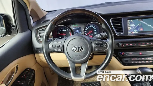 Kia The New Carnival id 2504464 из Кореи 4