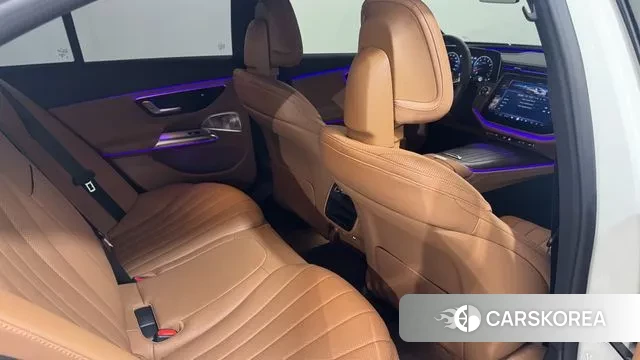 Mercedes-Benz E-Class W214 2025 Белый из Кореи, фото 4