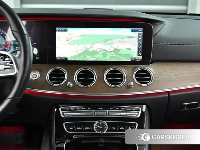 Mercedes-Benz E-Class W213 2019 Серый из Кореи, фото 4