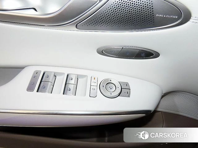 Genesis GV70 2024 Синий из Кореи, фото 4