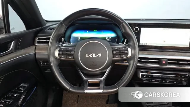 Kia K5 3rd generation 2023 Черный из Кореи, фото 4