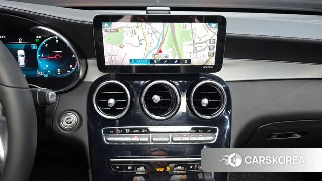 Mercedes-Benz GLC-Class X253 2021 Белый из Кореи, фото 4