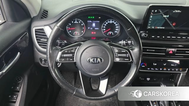 Kia Seltos 2019 Белый из Кореи, фото 4