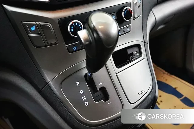 Hyundai The New Grand Starex 2019 Белый из Кореи, фото 4