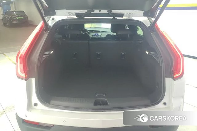 Cadillac XT4 2023 Белый из Китая, фото 4