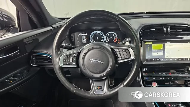 Jaguar XE 2019 Белый из Кореи, фото 4