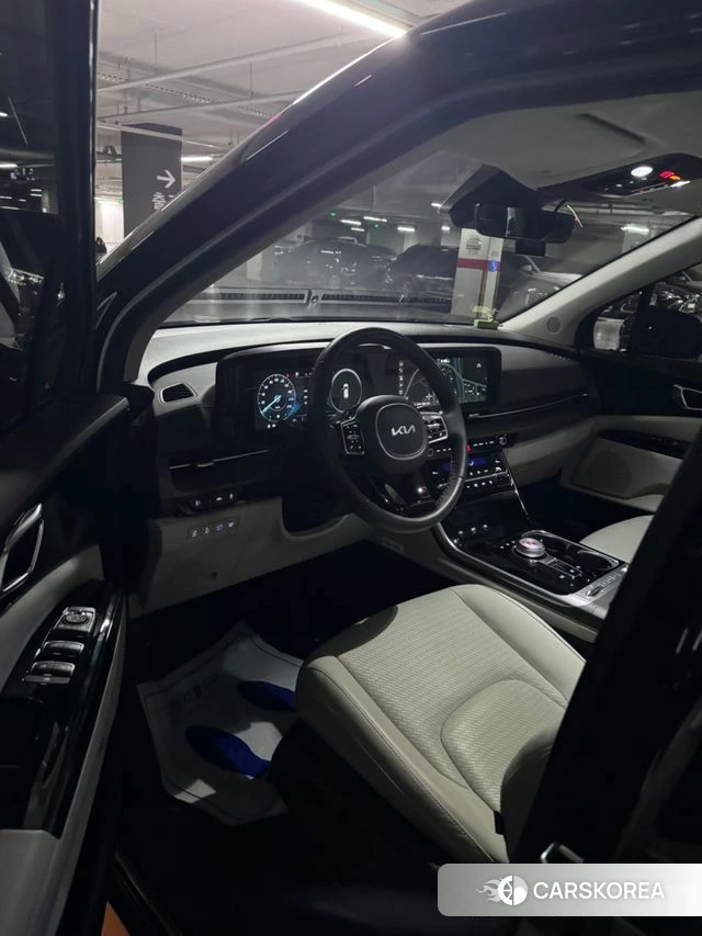 Kia Carnival 4th generation 2023 Черный из Кореи, фото 4