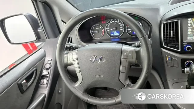 Hyundai The New Grand Starex 2018 Черный из Кореи, фото 4