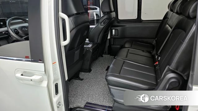 Hyundai Staria 2022 Белый из Кореи, фото 4