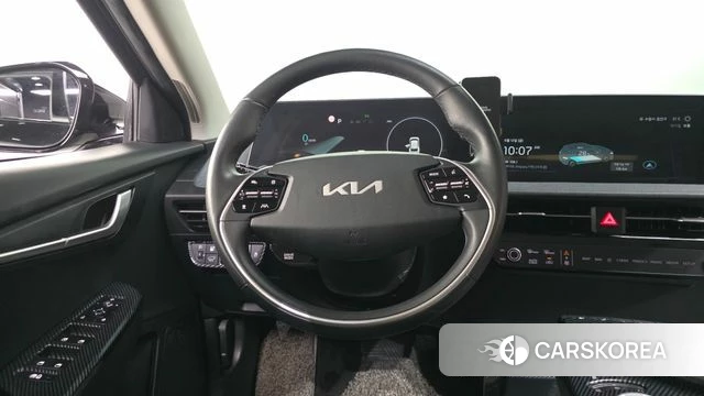 Kia EV6 2022 Черный из Кореи, фото 4