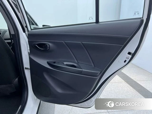Toyota YARIS L Zhixuan 2021 Белый из Китая, фото 4