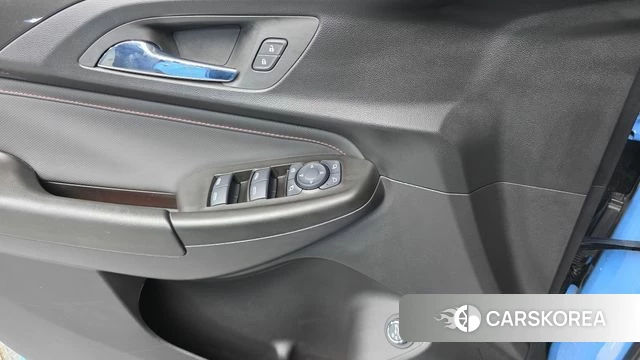 Chevrolet (GM Daewoo) Trailblazer 2022 Синий из Кореи, фото 4