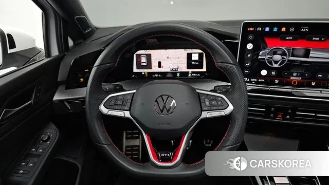 Volkswagen Golf 8th Generation 2025 Белый из Кореи, фото 4